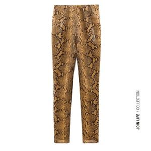 Faux leather high rise animal print leggings